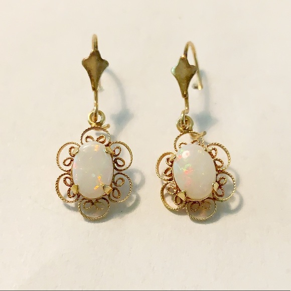 Vintage Jewelry - Vintage gold filigree opal earrings